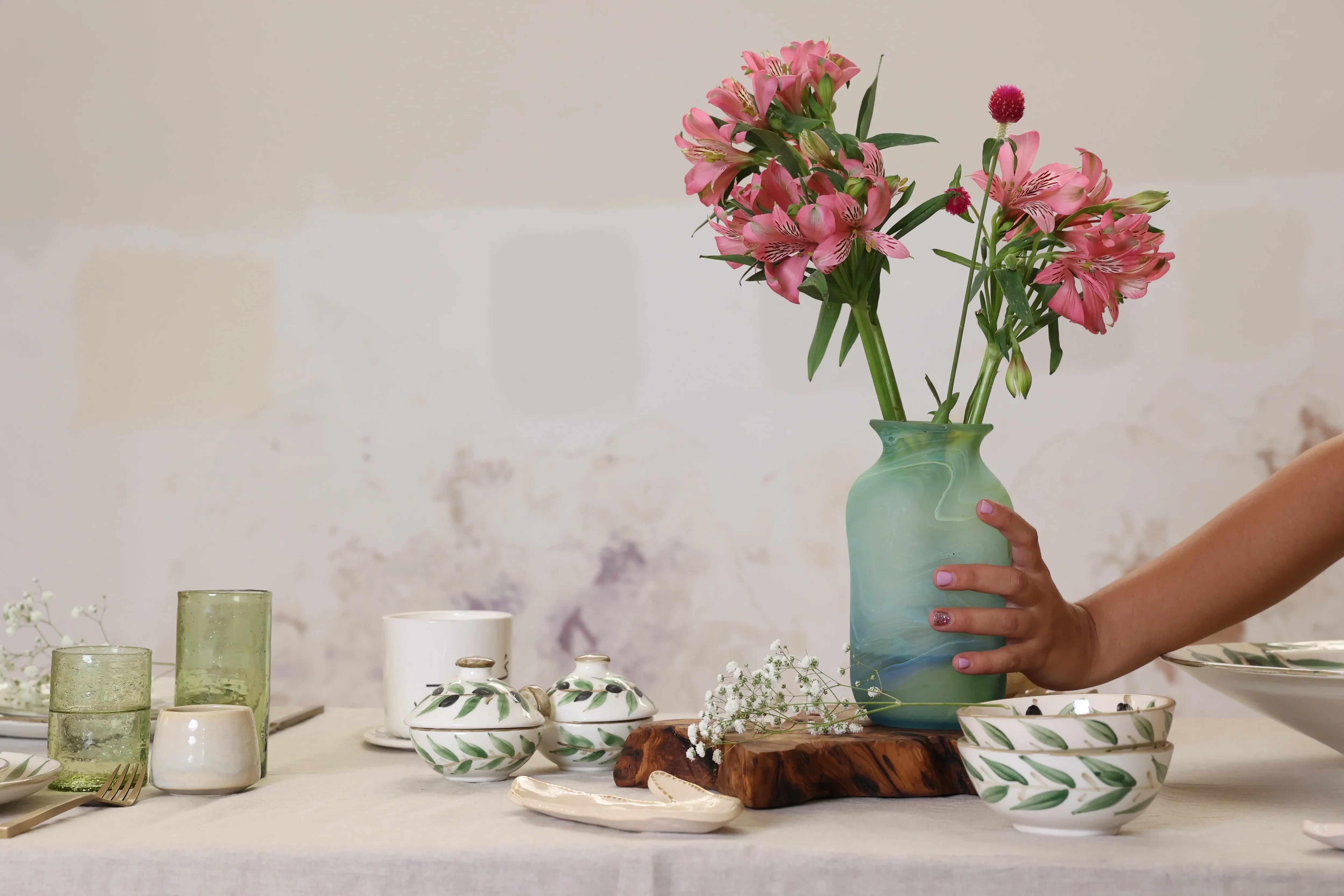 Hebron Made Hand-Blown Palestinian Glassware