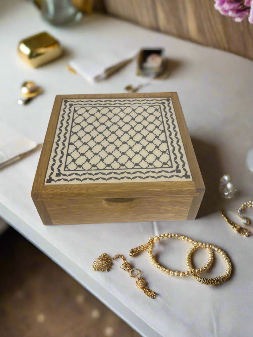 jewelry box